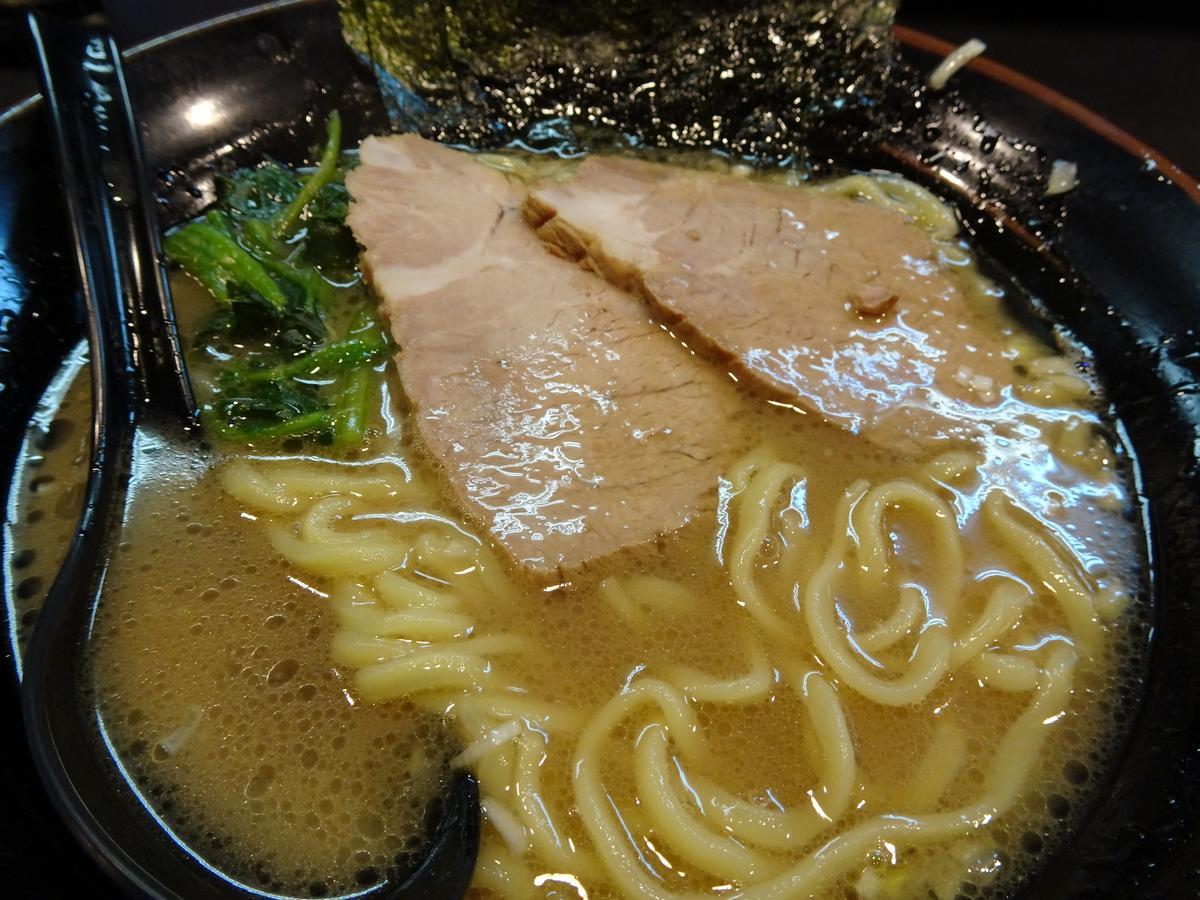 横浜ザ・アパートメント يوكوهامَ المظهر الخارجي الصورة